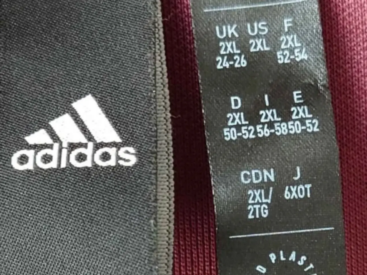 Billede 3 - Adidas originale jakkesæt til kvinde