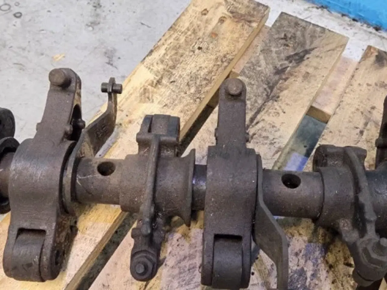 Billede 4 - Iveco Cursor16   Vippeaksel   504303856