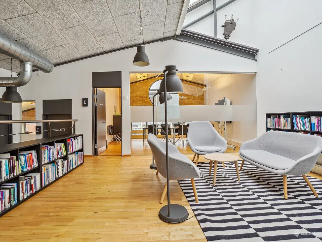 Billede 14 - Indbydende lejemål med åbent kontormiljø