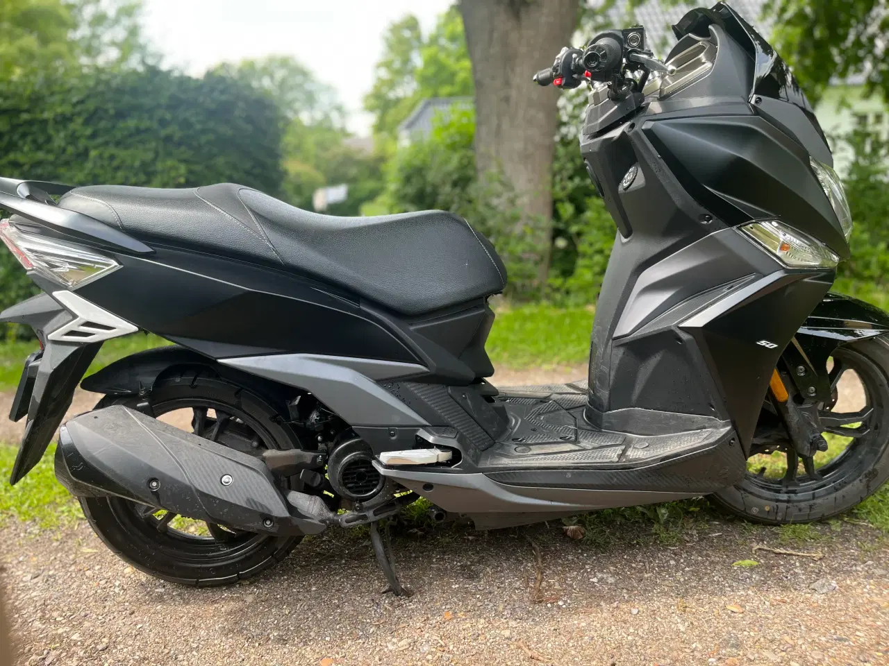 Billede 1 - Scooter SYM Jet 14 E5 EFI mat sort. 