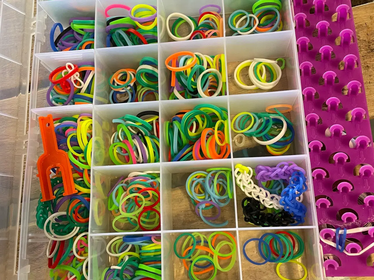 Billede 1 - Silicone Loops i æske