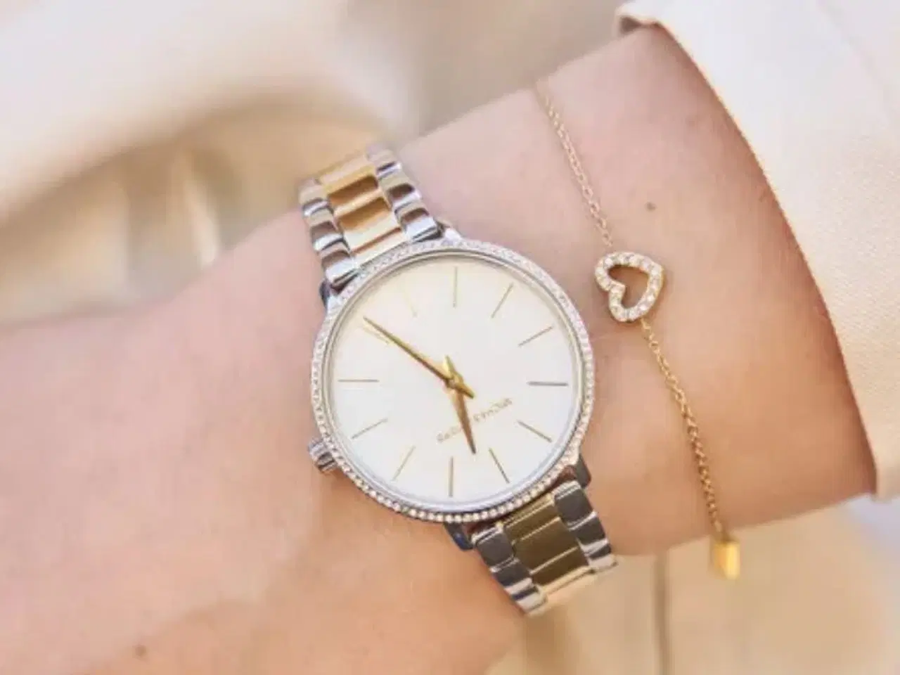 Billede 3 - Michael Kors dame ur inkl armbånd og øreringe