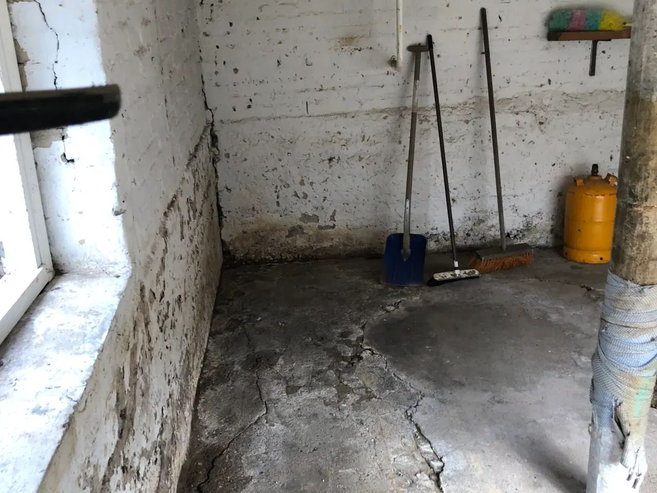 Billede 6 - Garage til opbevaring 