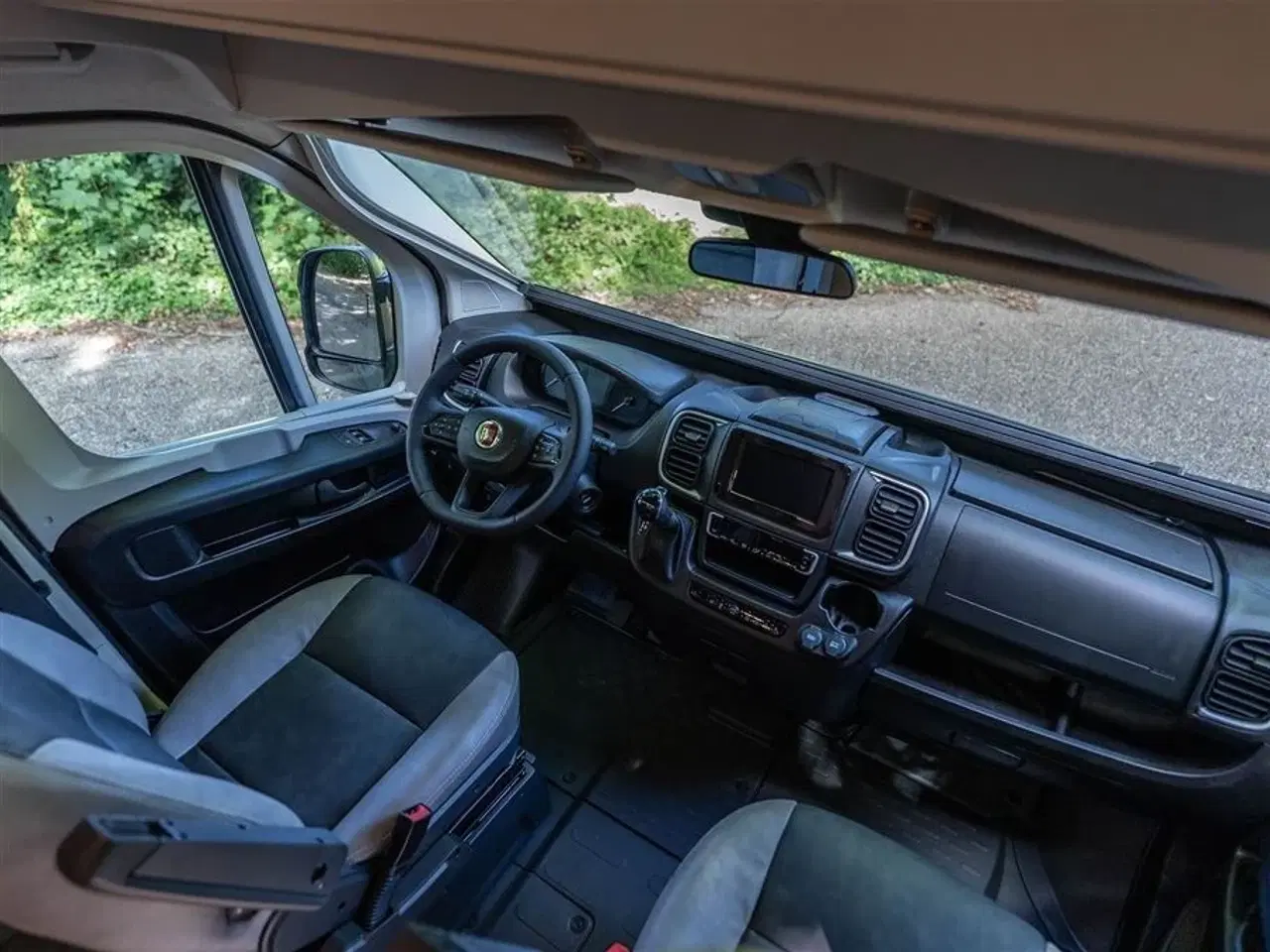 Billede 5 - 0 - FURGOK XPACE 600 FAMILY North   Van med plads til 5 personer!