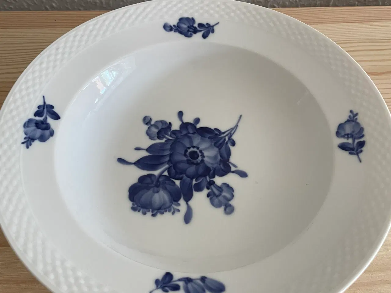 Billede 1 - Royal Copenhagen - Blå blomst tallerken
