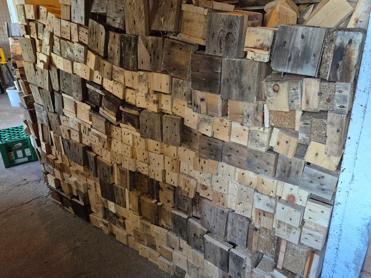 Billede 2 -  Spåntræsklodser