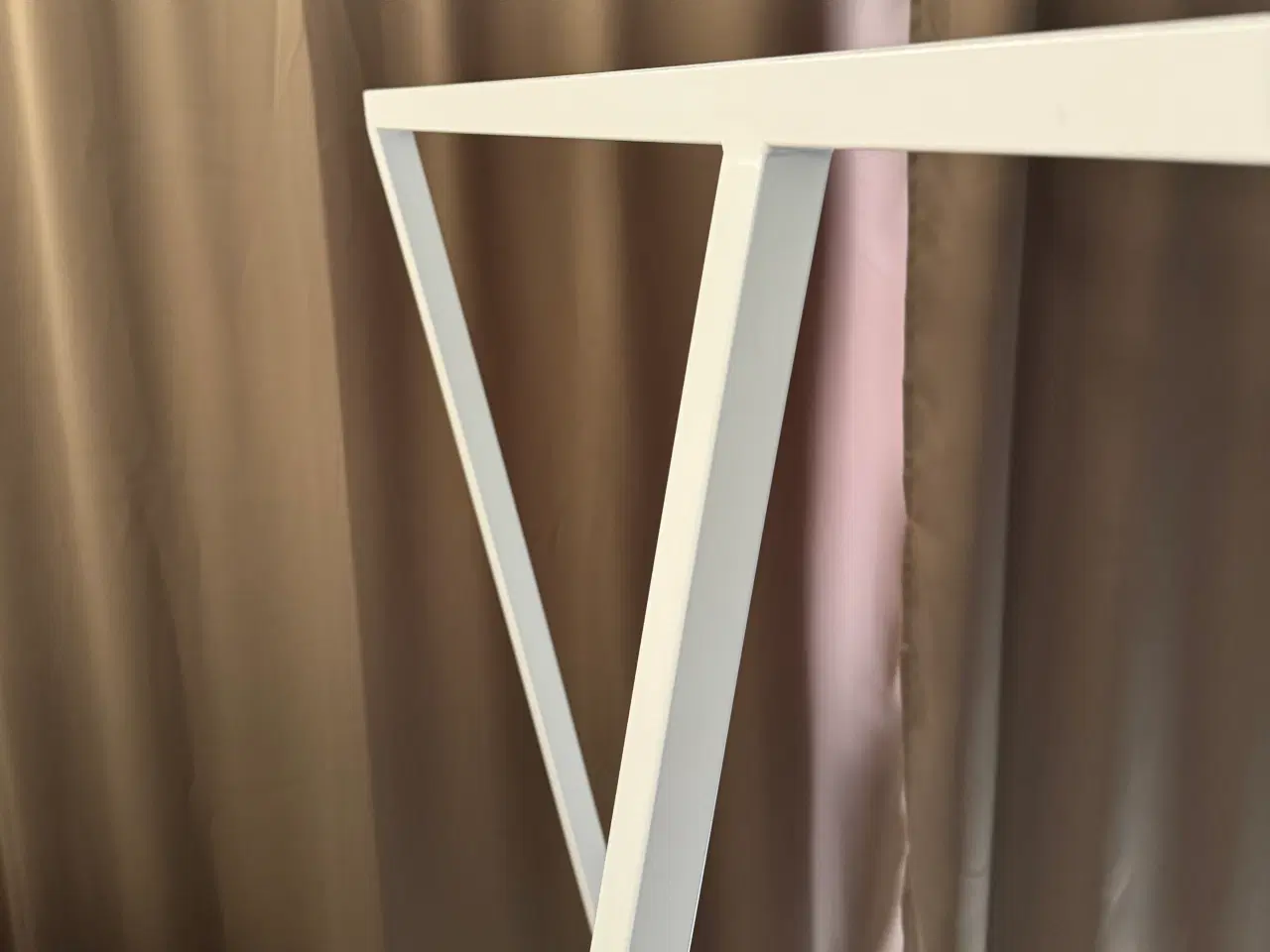 Billede 2 - Hay - garderobestativ - Loop stand tøjstativ i hvi