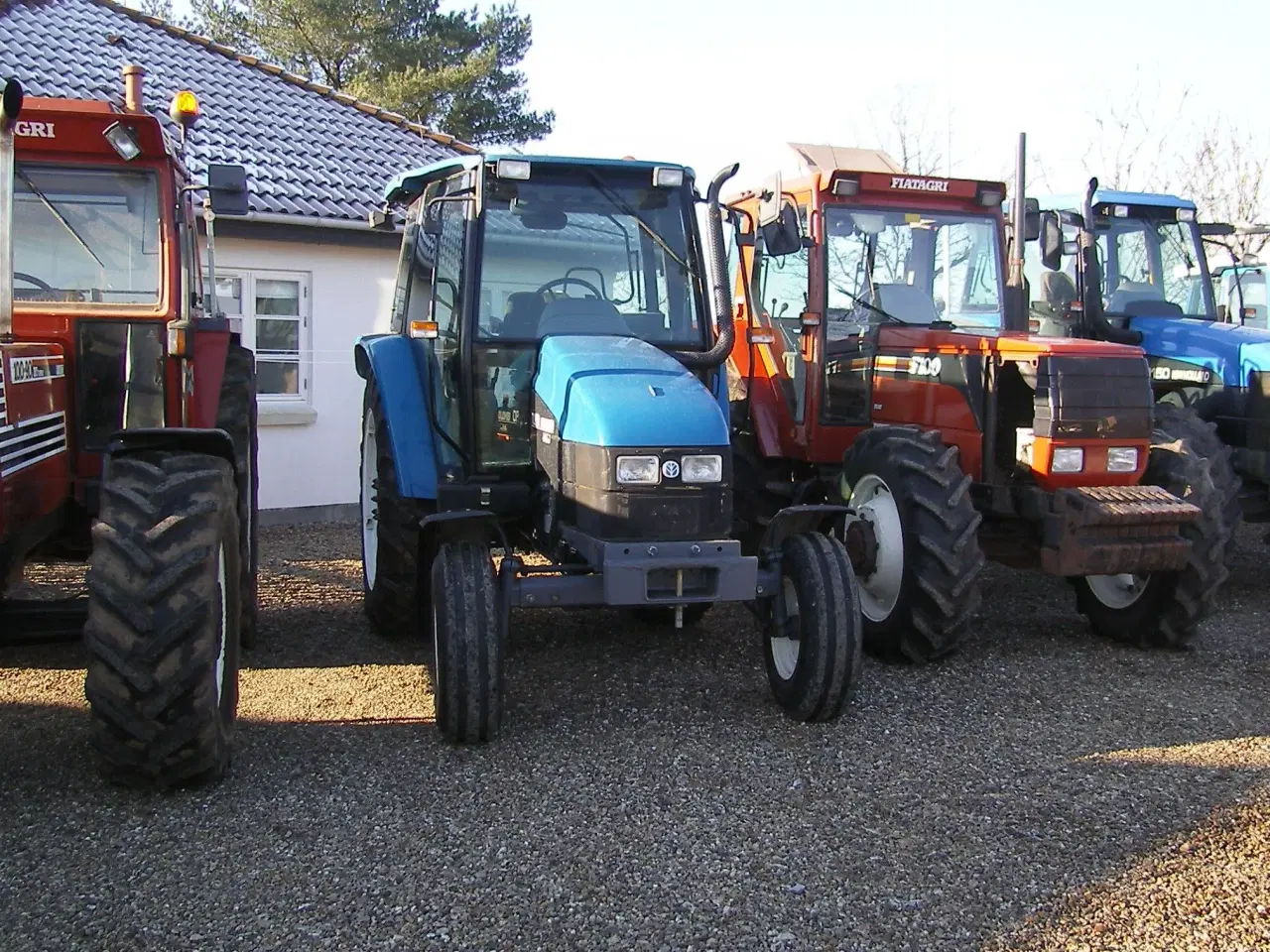 Billede 5 - Traktor købes - 50-200 HK.