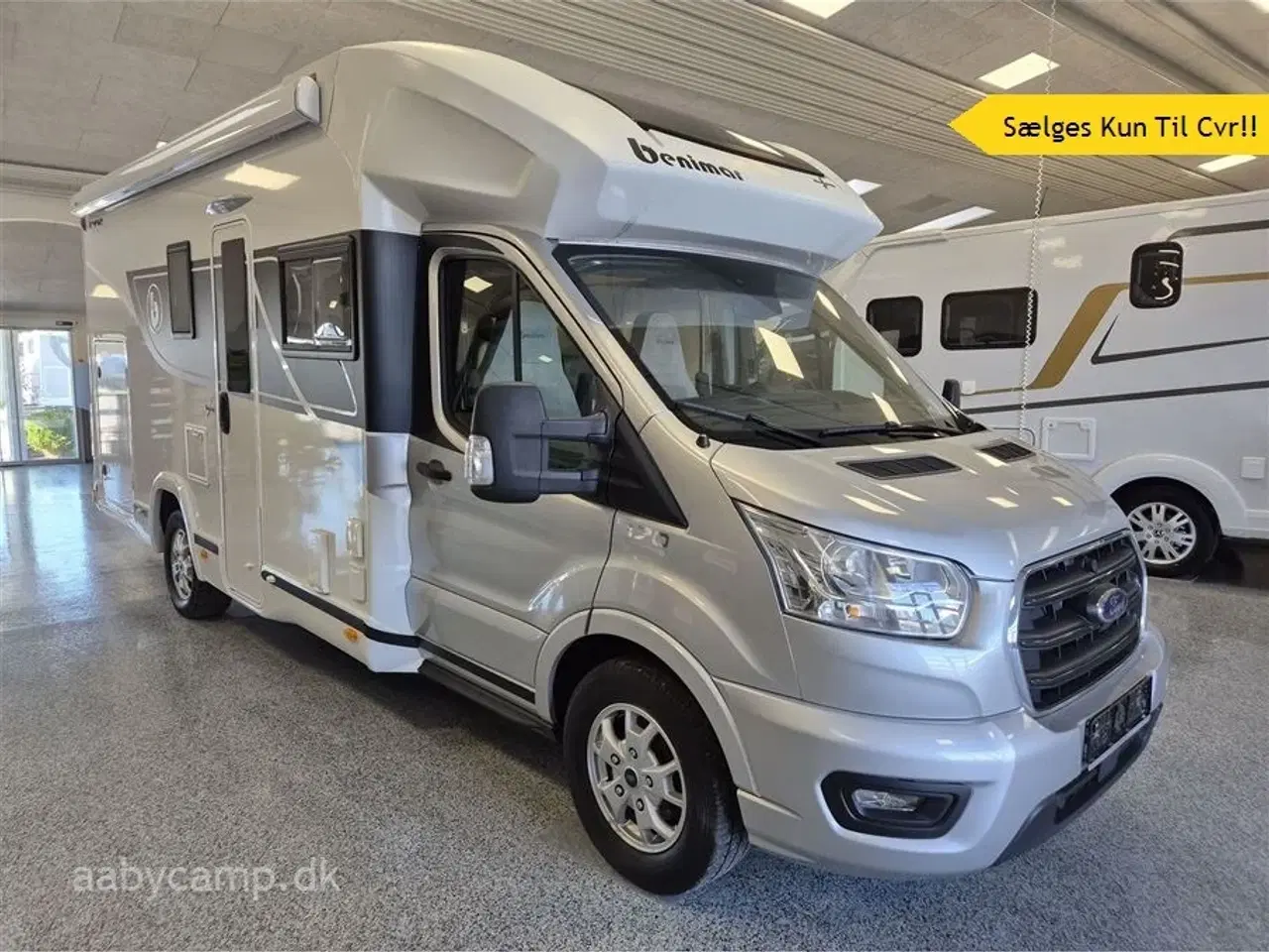 Billede 1 - 2022 - Benimar Tessoro 442   Nk. Pakke. automatgear. solcelle. 2x Agm Batterier. markise. udv. gasudtag. cykelstativ. sælges kun til cvr !!!