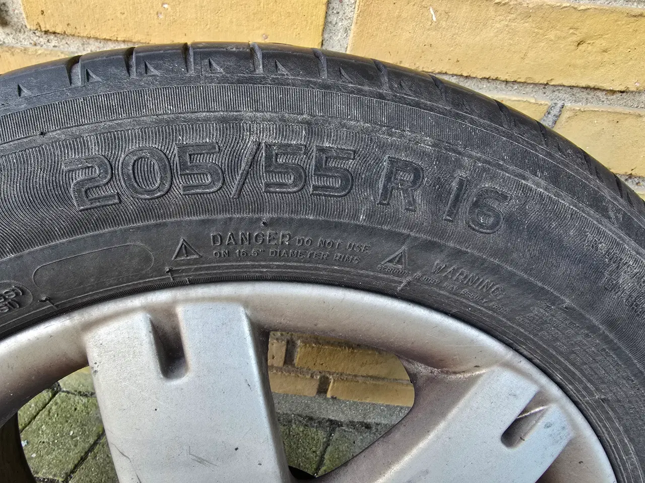 Billede 2 - Originale 16" VW alufælge