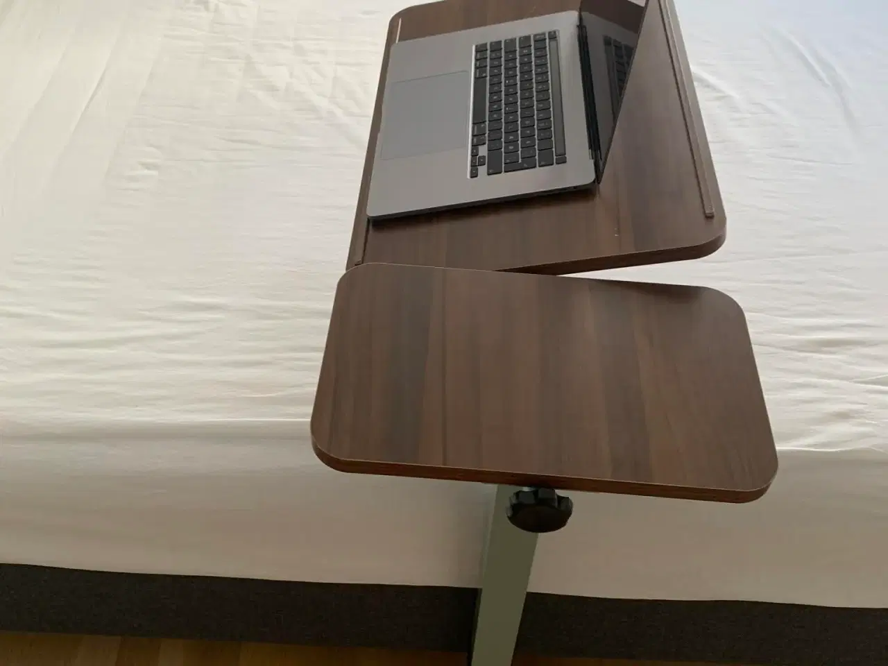 Billede 3 - Senge/syge/arbejdsbord med hæve-og vippefunktion