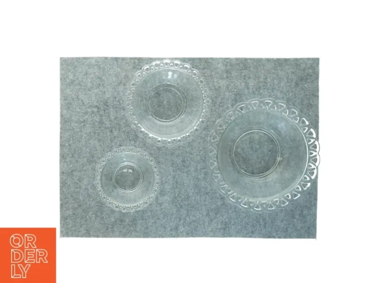 Billede 4 - 3 glasskåle (str. 25 x 8 cm 14 x 5 cm)