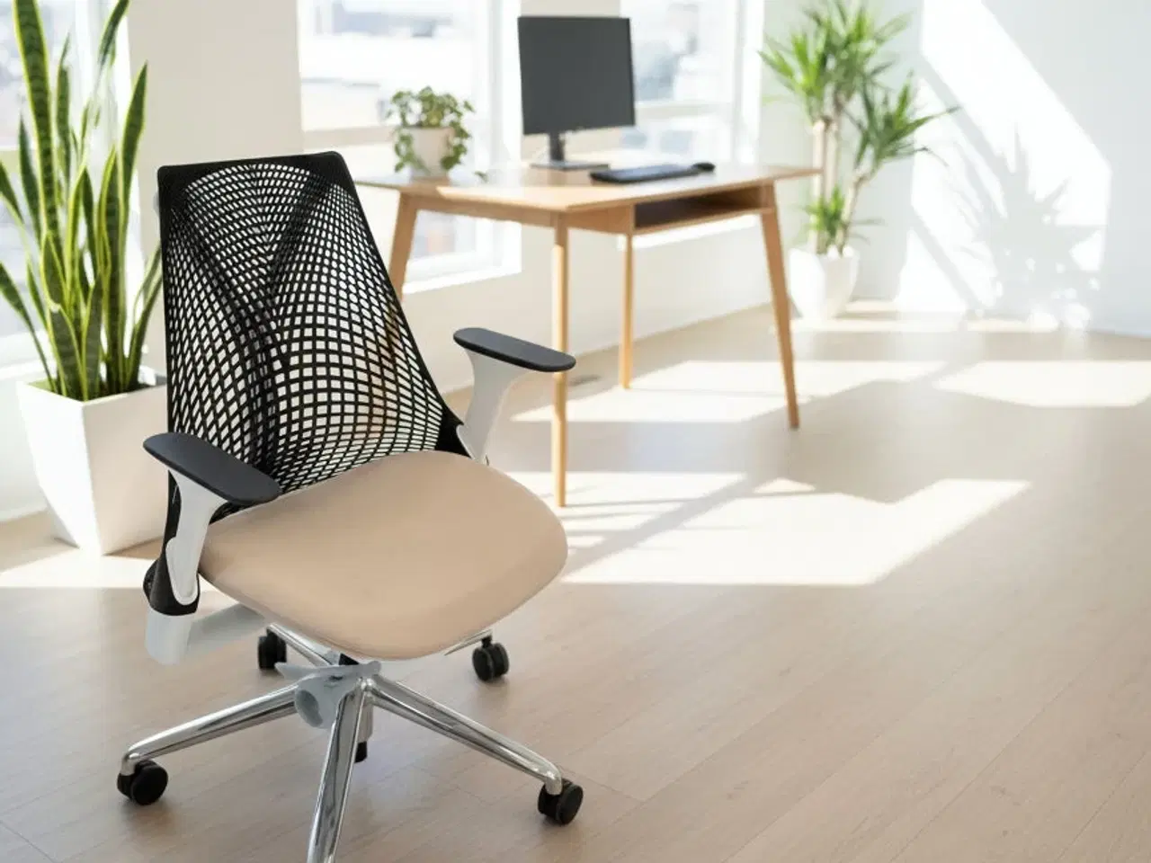 Billede 2 - Herman Miller Sayl Kontorstol (Beige)