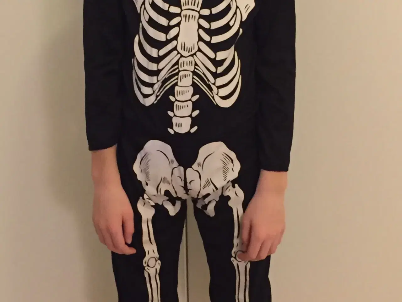 Billede 1 - Skeletdragt