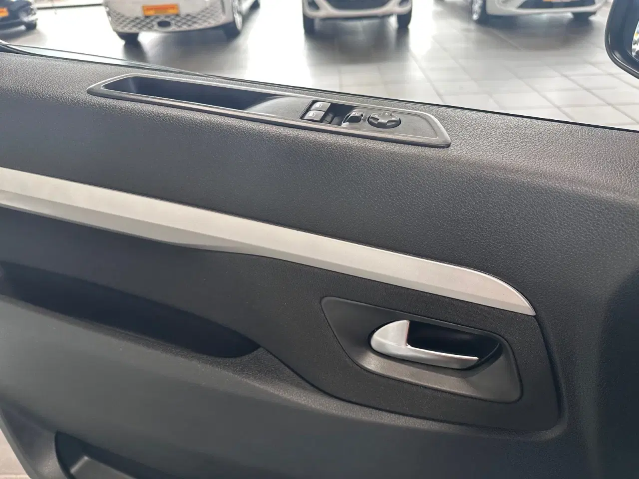Billede 10 - Citroën Jumpy 2,0 BlueHDi 180 L3 MasterLine EAT8