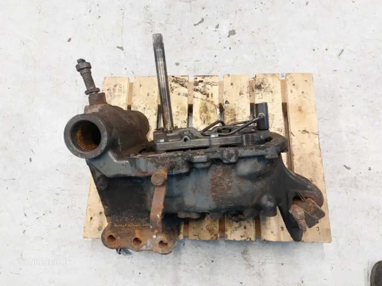 Billede 3 - Valtra T213 PTO Hus V37104410