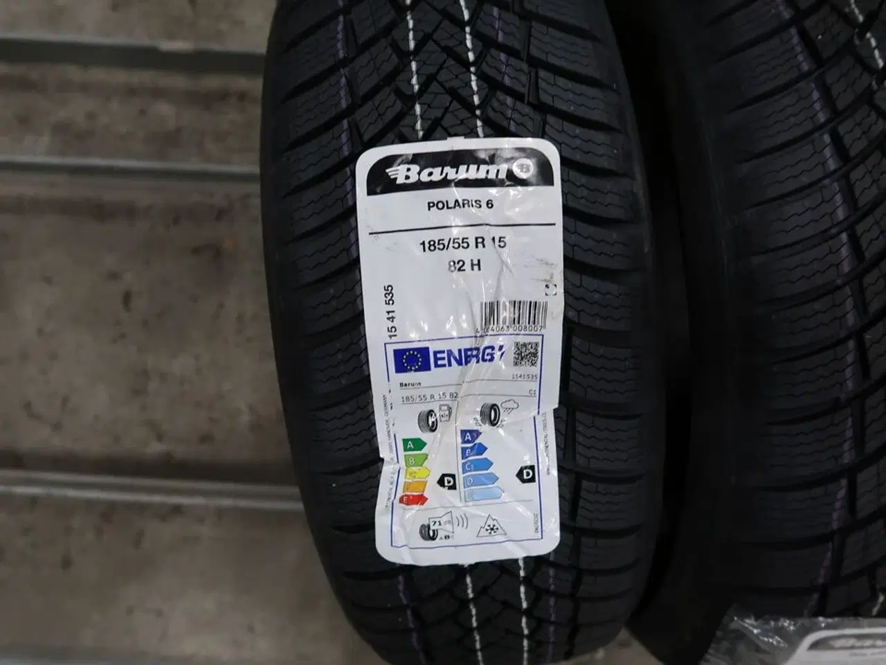 Billede 3 - 2 stk. dæk BARUM 185/55R15 82H
