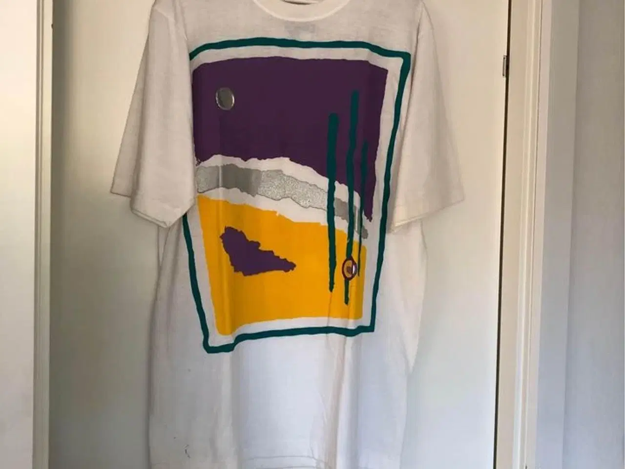 Billede 1 - T-shirt lang - Str. M - NY