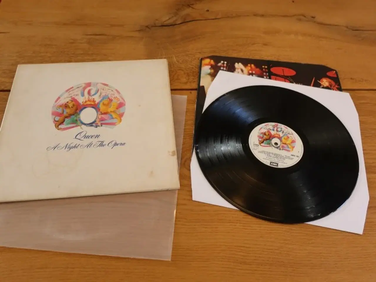 Billede 1 - Queen – A Night At The Opera