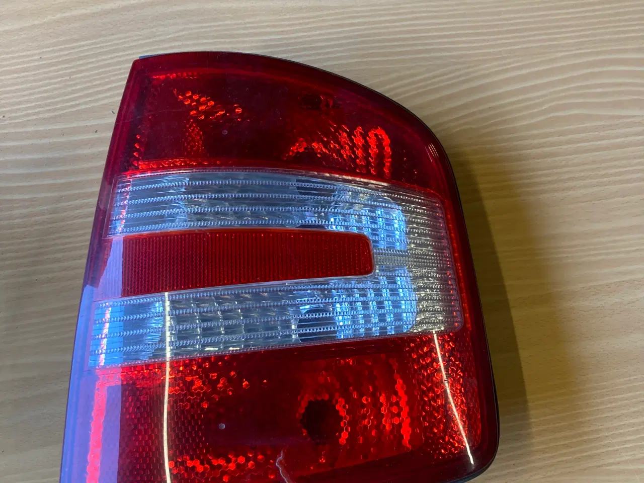 Billede 1 - Skoda Fabia baglygte