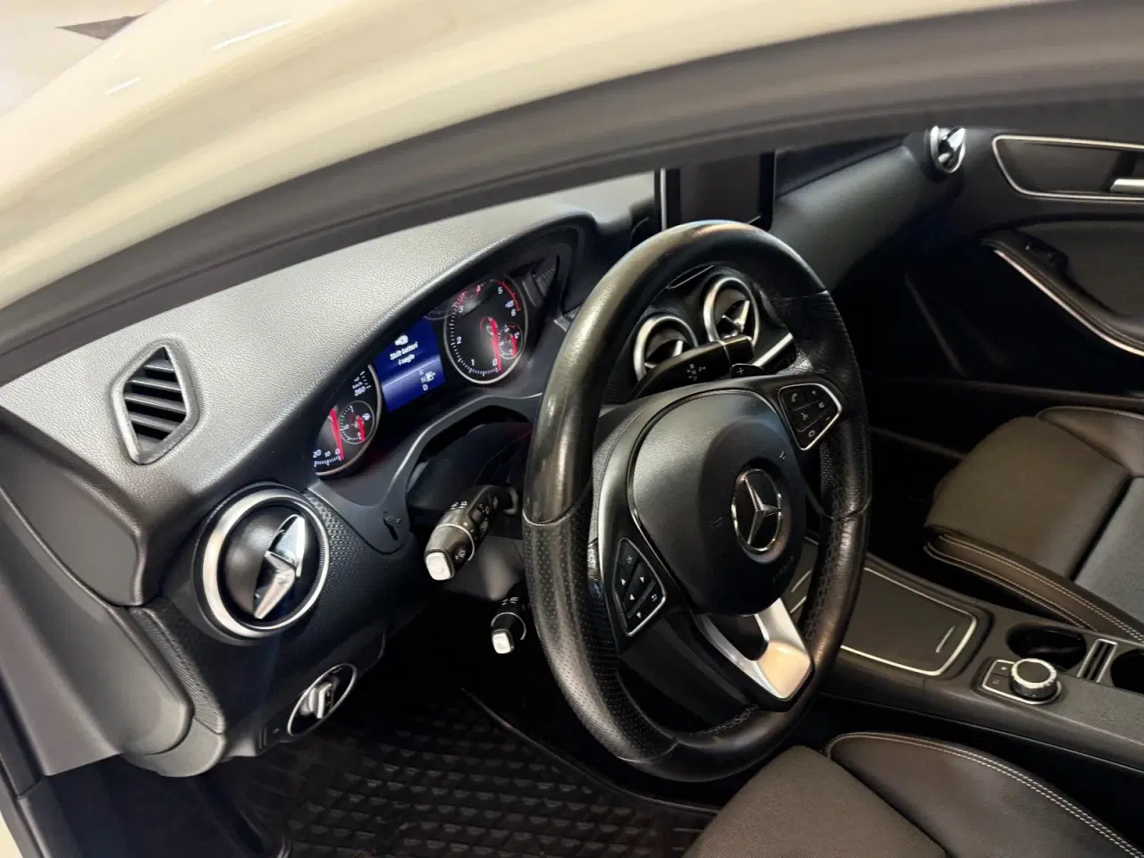 Billede 8 - Mercedes A200 d 2,2 Final Edition AMG Line aut. Van