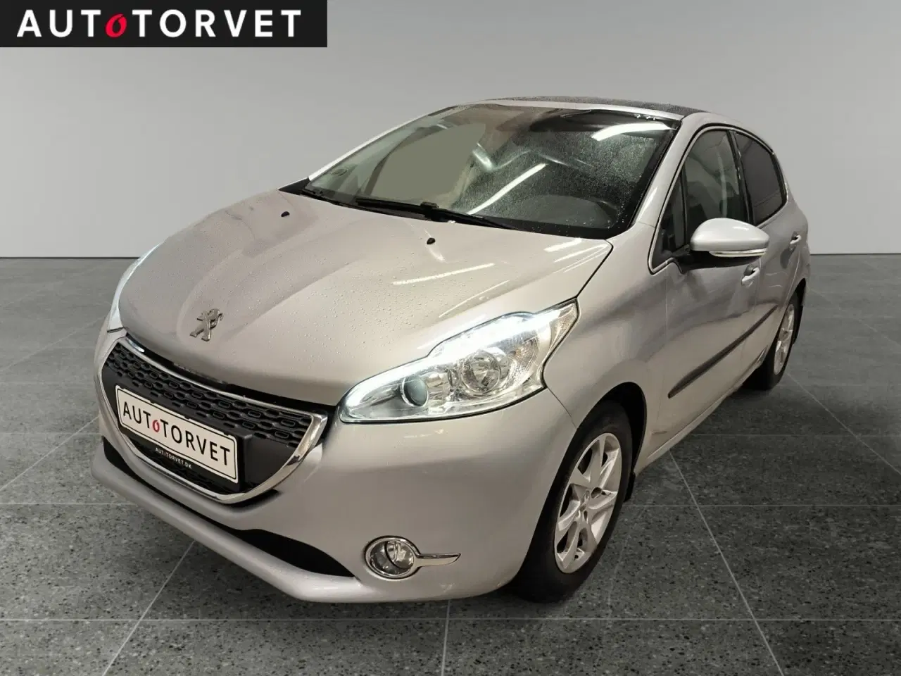 Billede 1 - Peugeot 208 1,2 VTi Allure Sky