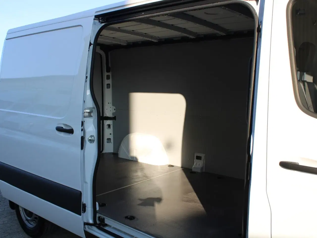 Billede 14 - Mercedes Sprinter 215 2,0 CDi A2 Kassevogn aut. FWD