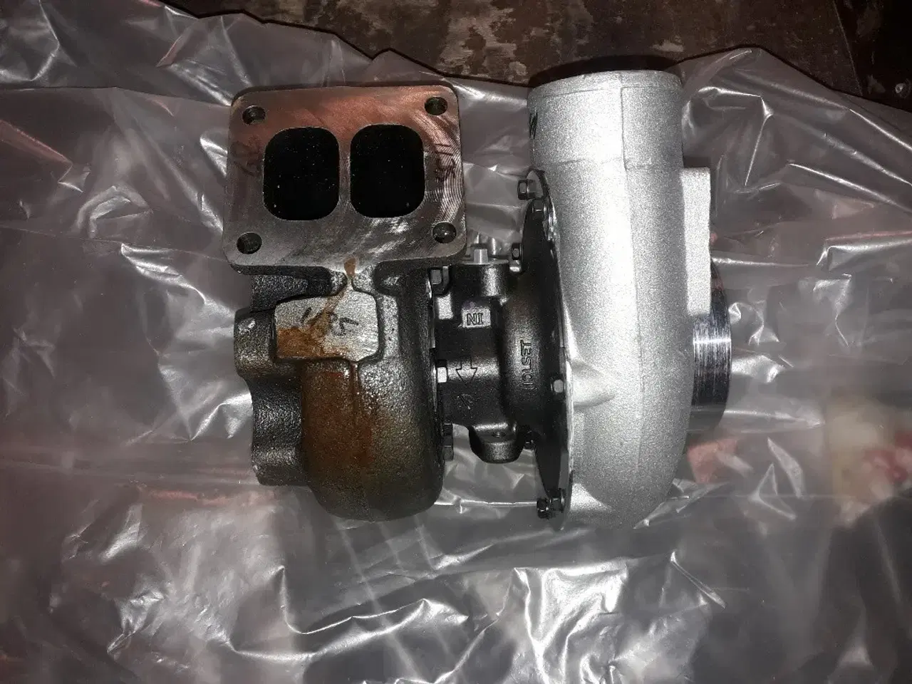 Billede 3 - Holset Turbo for Scania motor.