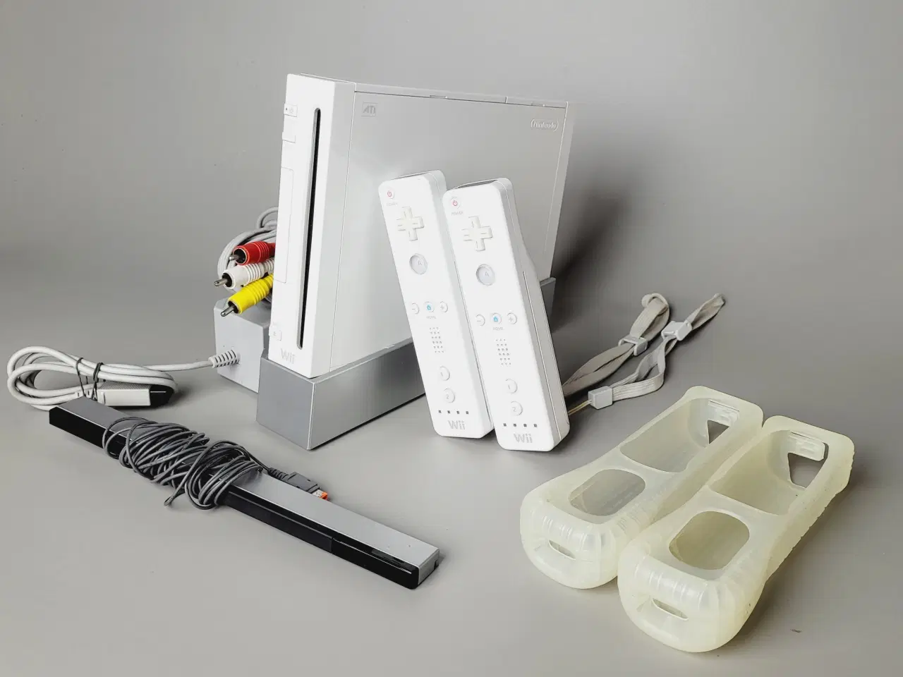 Billede 1 - ⭐️· 🎮 Nintendo Wii konsol, hvid, med tilbehør 