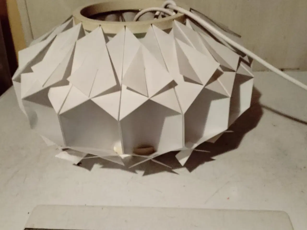 Billede 3 - fint lampe af lars schiøler ved navn facett