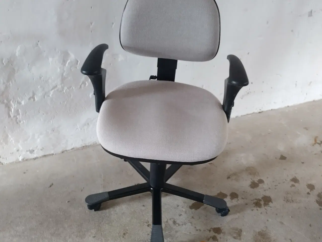 Billede 1 - Kontorstol