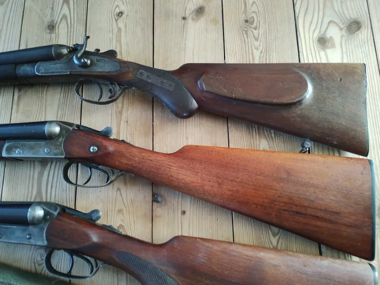 Billede 1 - Suhl Jagtgevær 12/70. 1/4-1/4 pæn brunering.