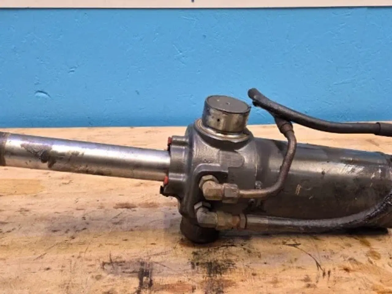 Billede 12 - New Holland LB115B Cylinder 87315529