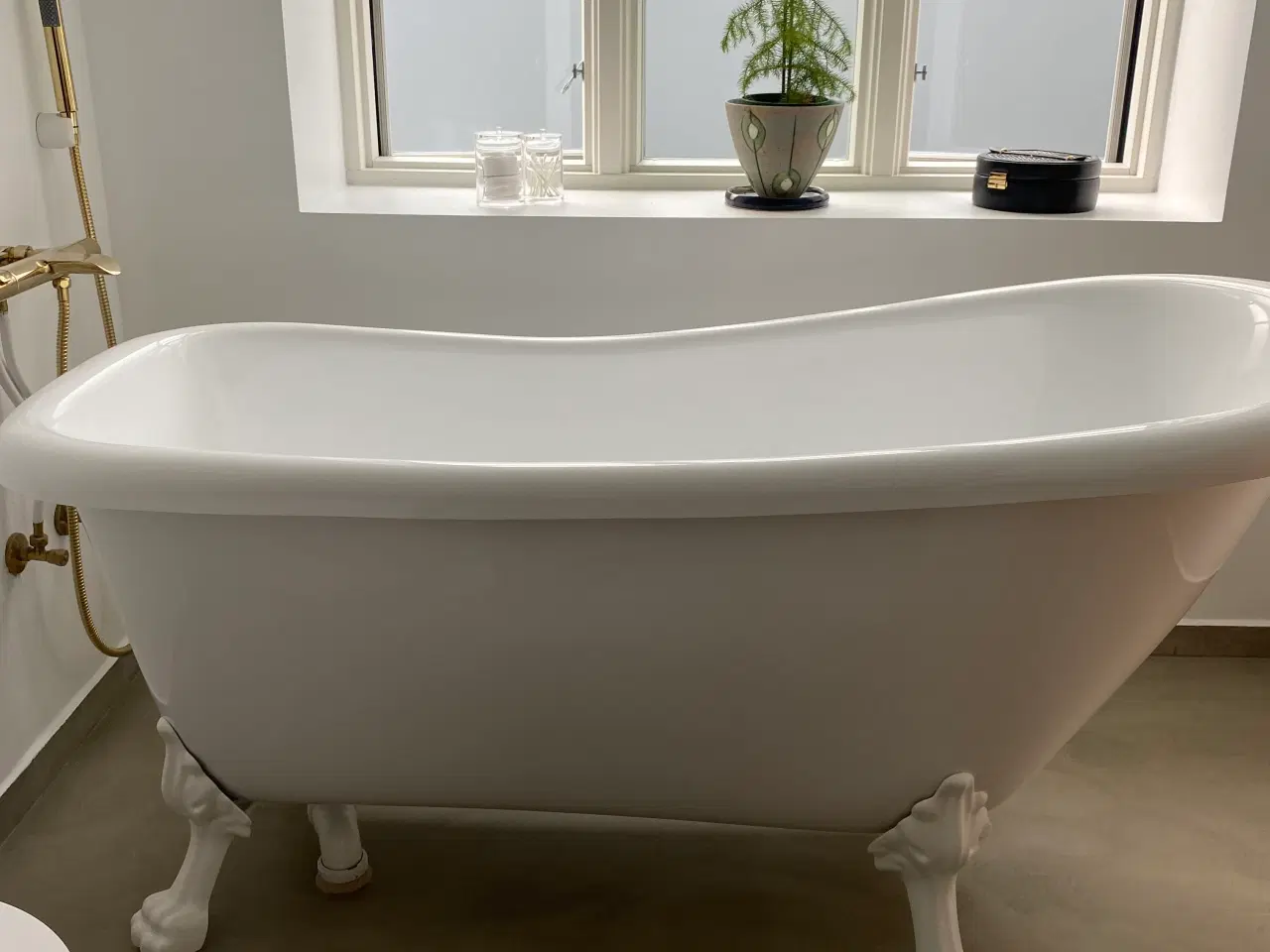 Billede 1 - Badekar på løvefødder