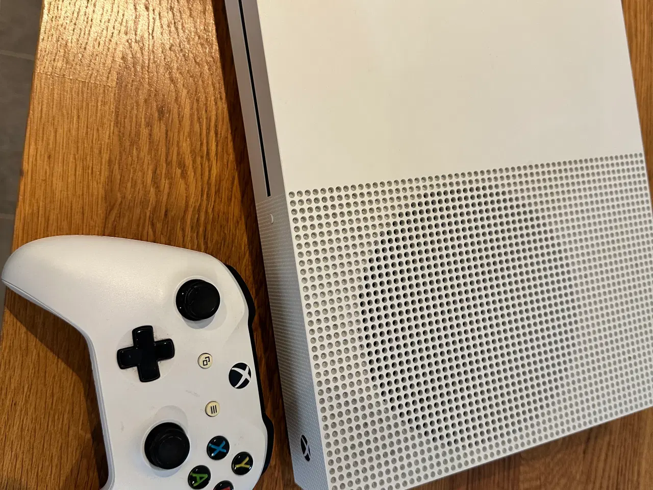 Billede 2 - Xbox one S med controller