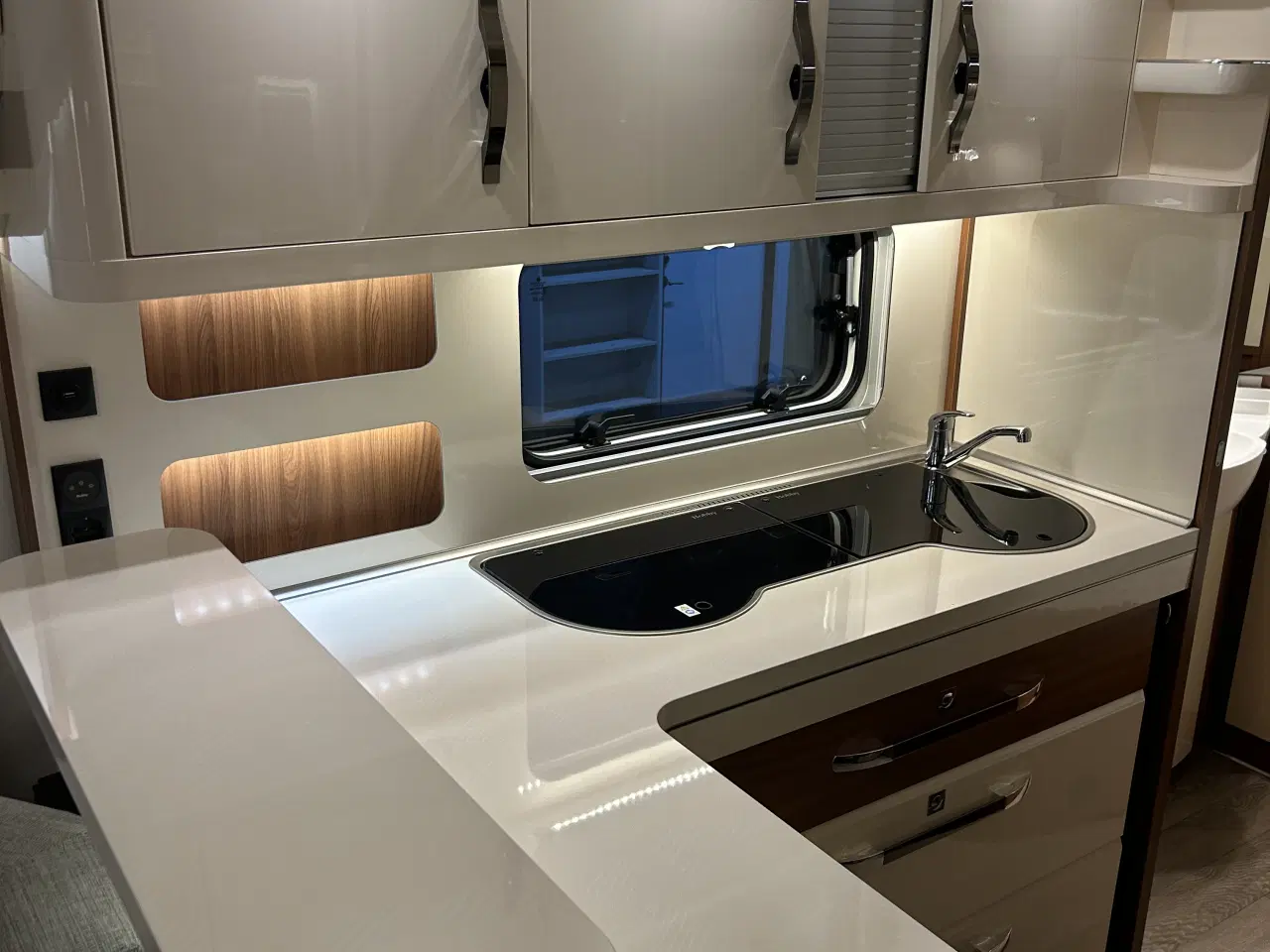 Billede 5 - Hobby 560 til spotpris