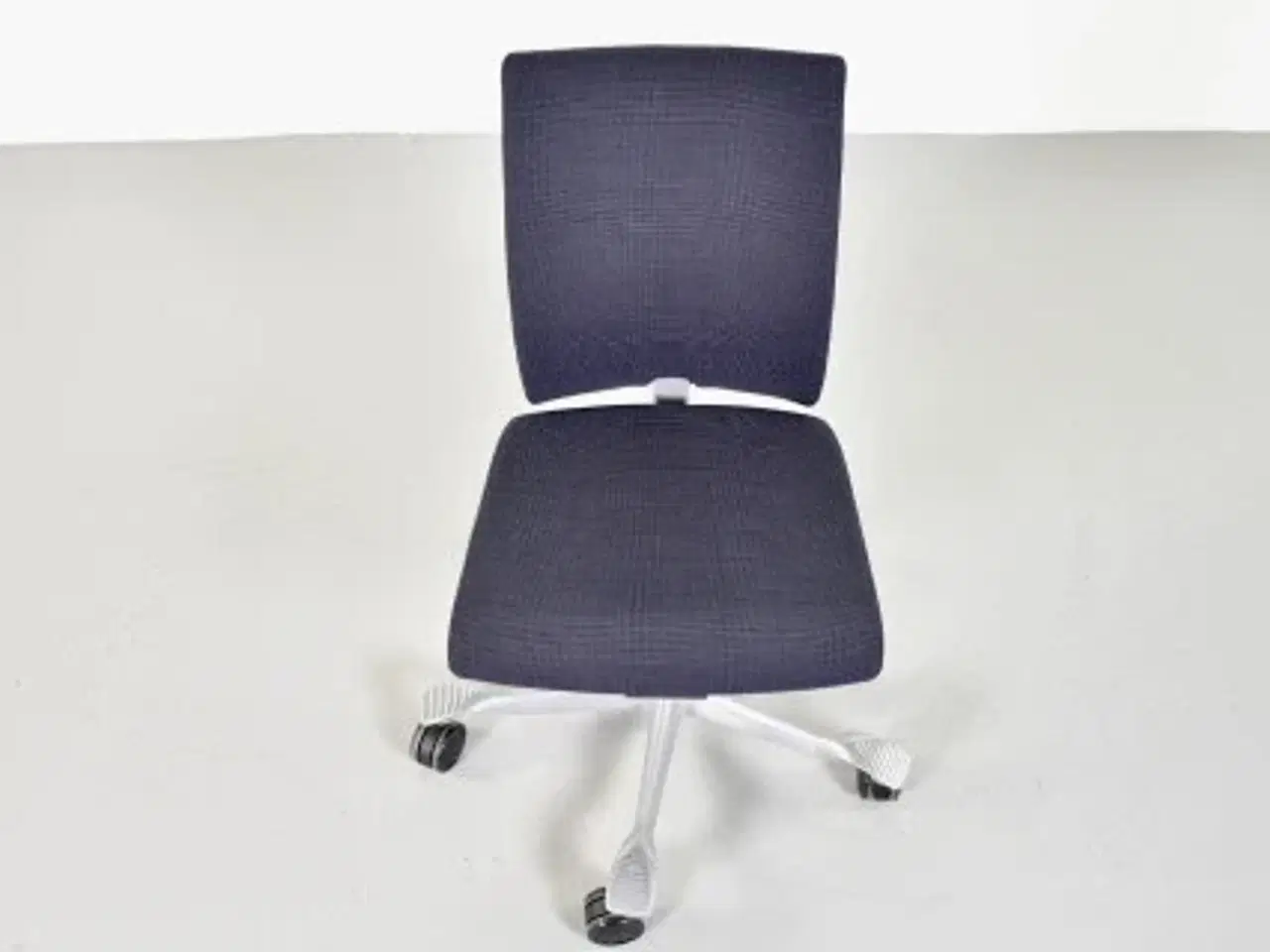 Billede 5 - Häg h04 4200 kontorstol med sort/blå polster
