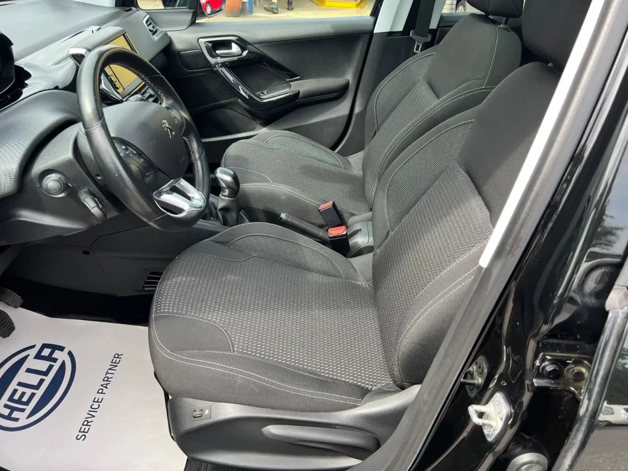 Billede 5 - Peugeot 208 1,5 BlueHDi 100 Allure Sky