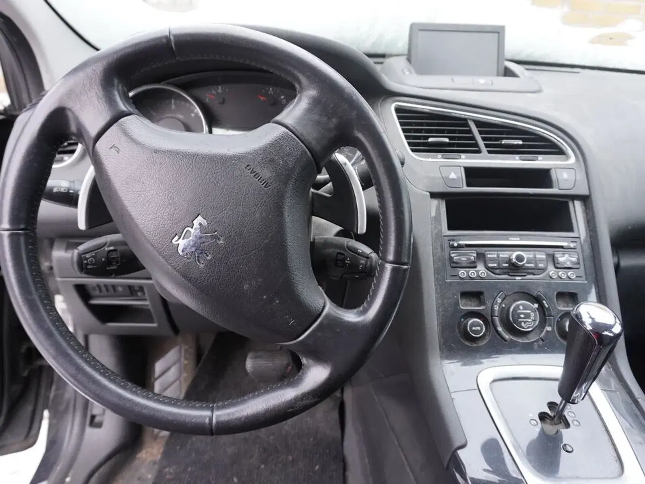 Billede 11 - Varebil PEUGEOT 5008 1.6 HDI 112HK ESG (Momsfri)