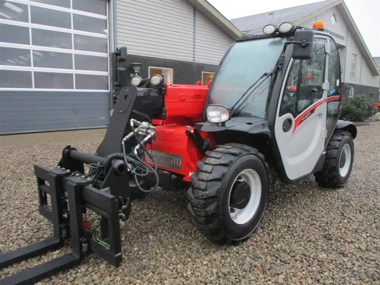 Billede 8 - Manitou MT625H Comfort Dansk maskine, med hydrauliske pallegafler.