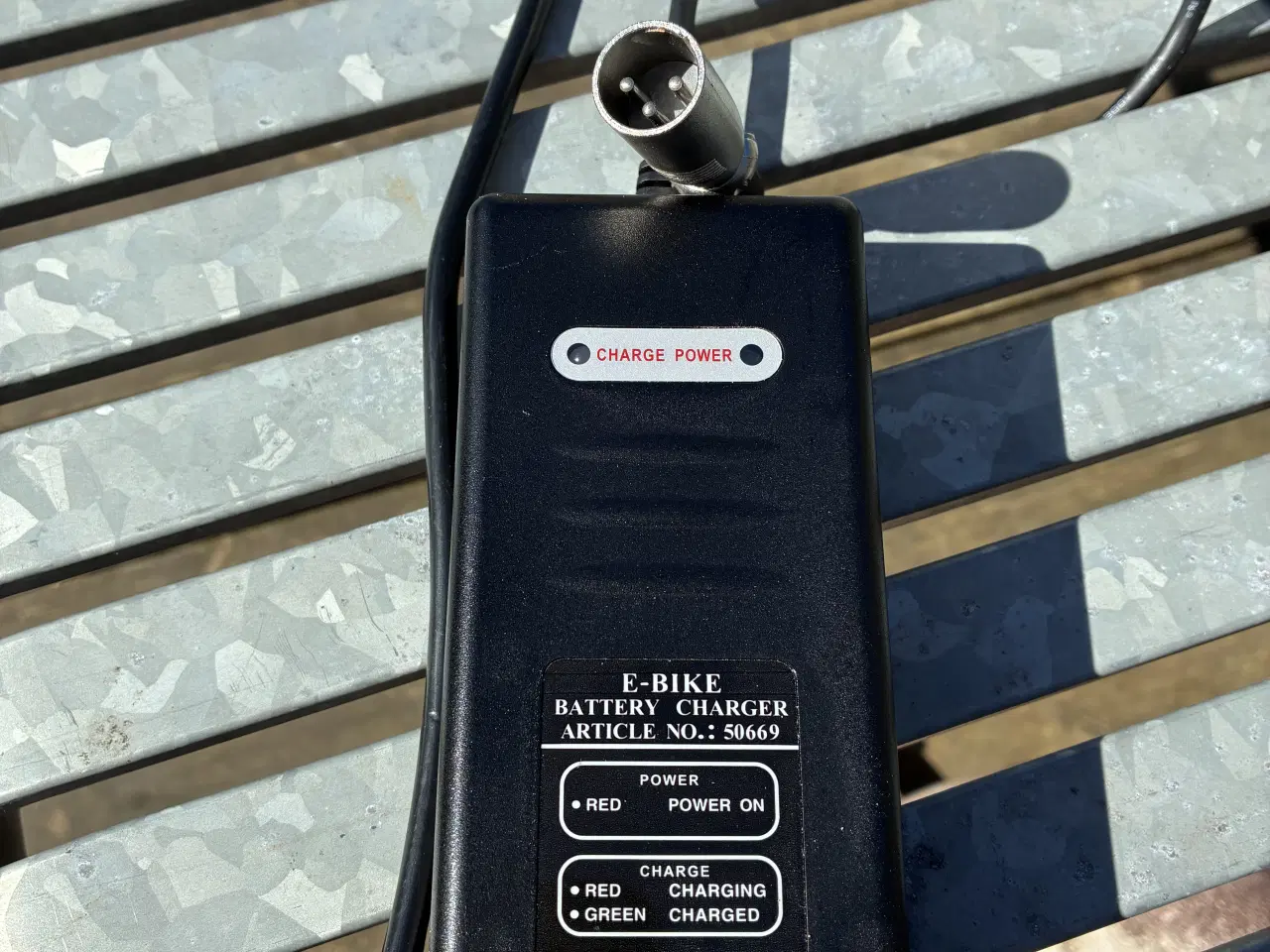 Billede 1 - Oplader til Promovec elcykel 