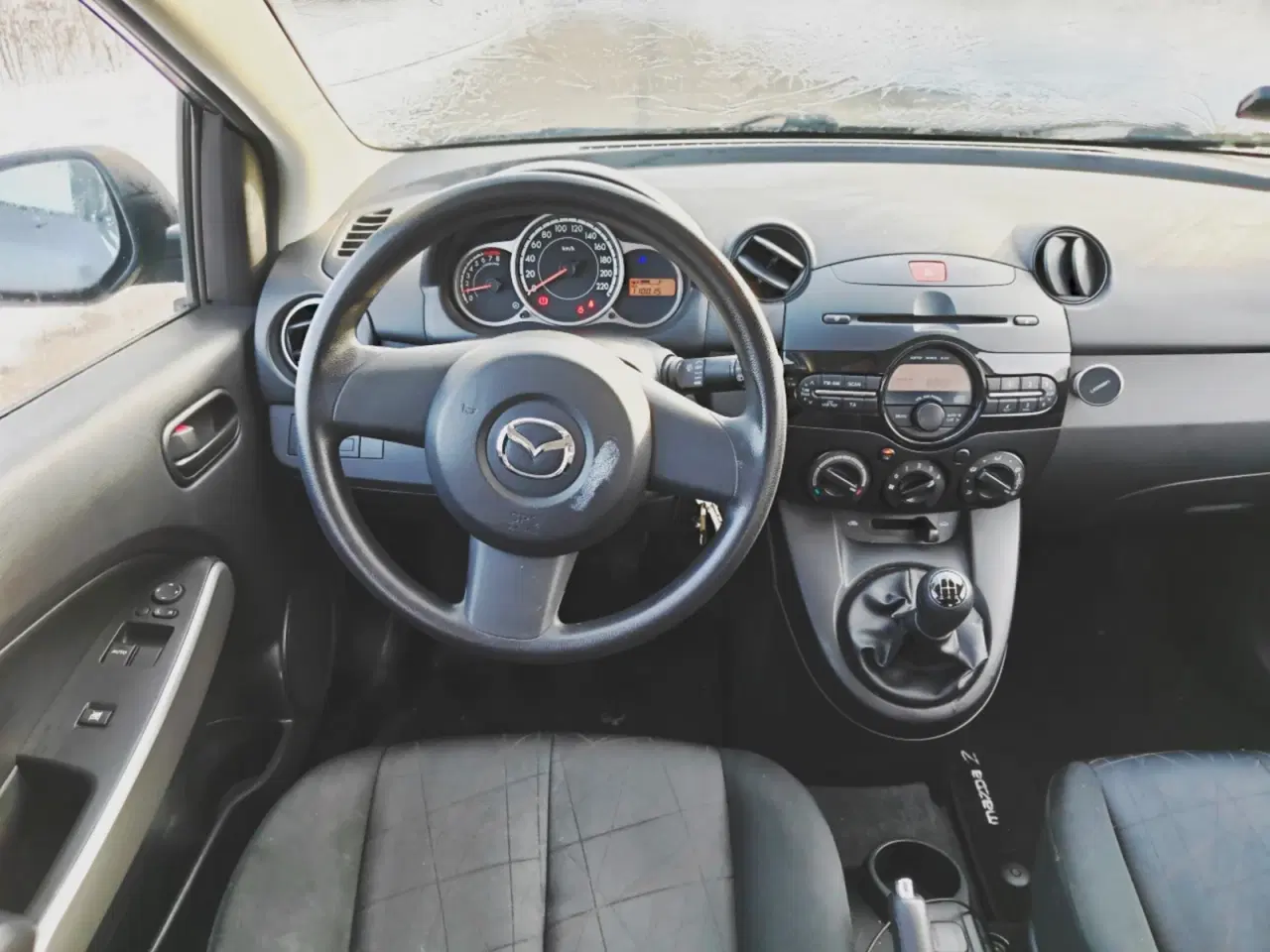 Billede 6 - 2014 mazda 2 km 110000