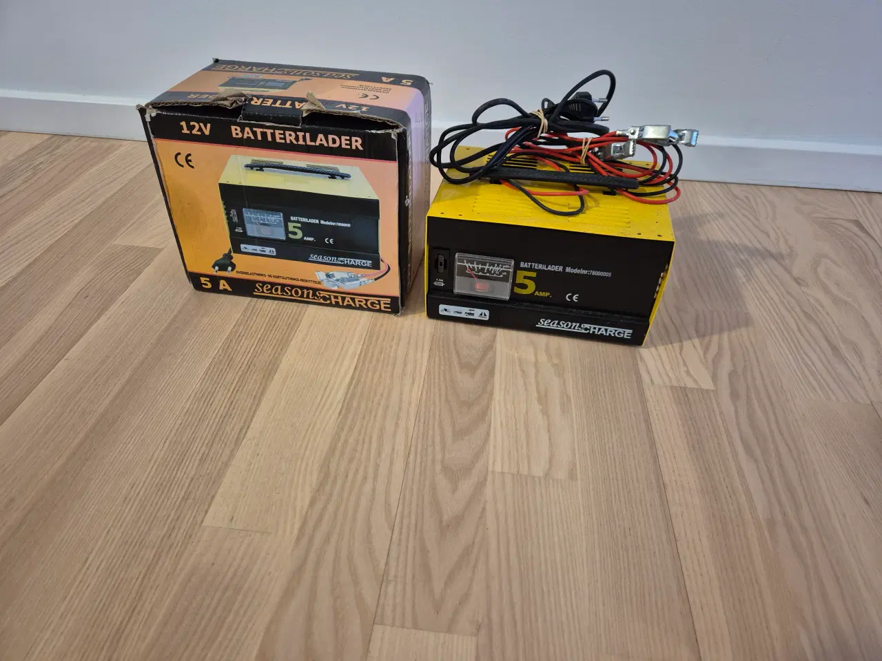 Billede 1 - Batterilader 12V.