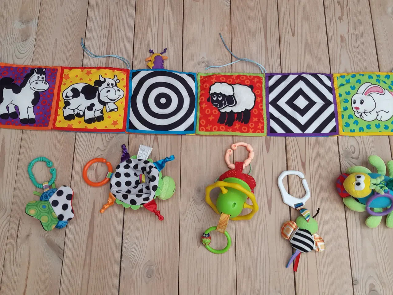 Billede 2 - LAMAZE legetøj m.m. - BABY 