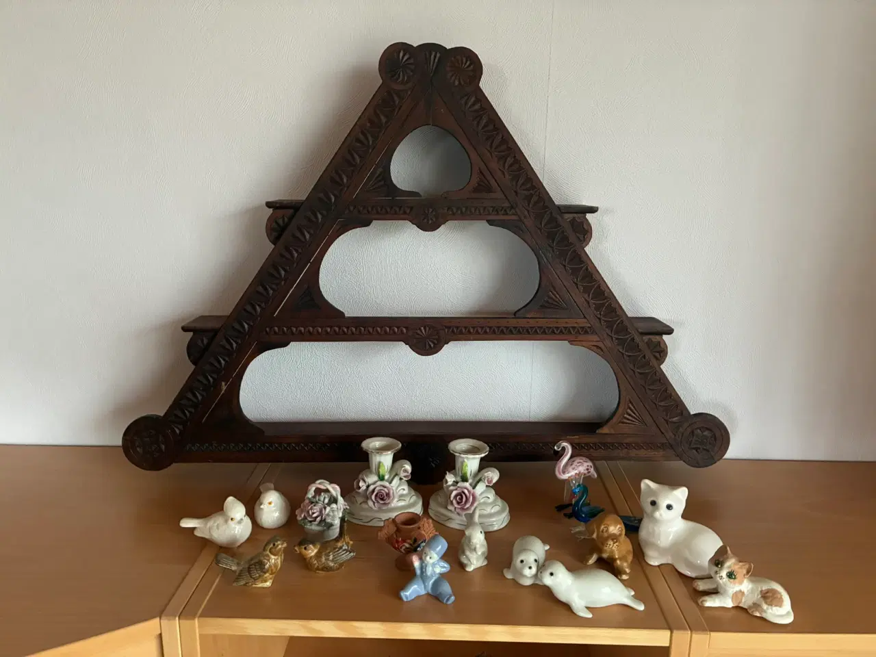 Billede 2 - Amagerhylde med diverse tilbehør