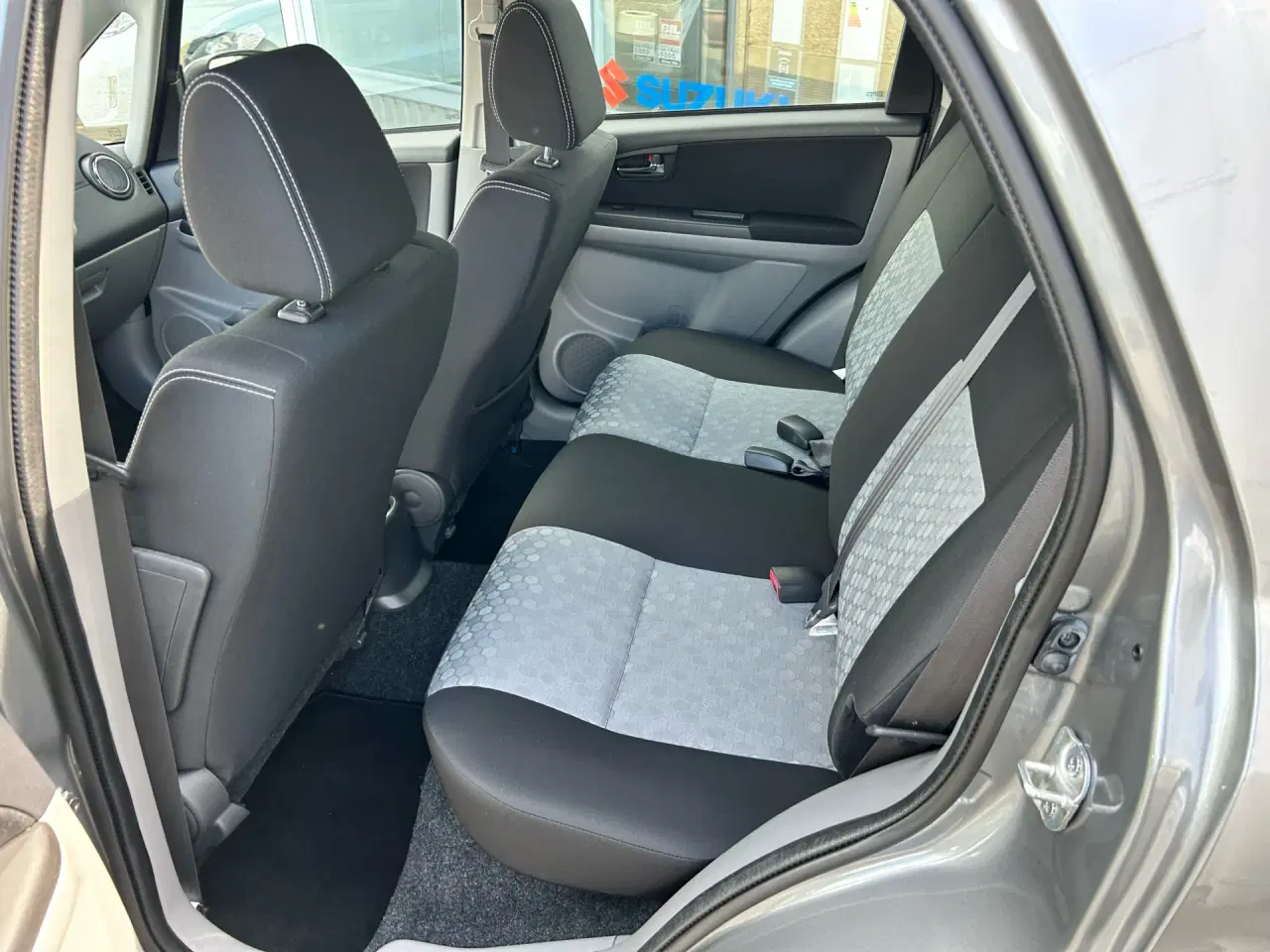 Billede 8 - Suzuki SX4 1,6 16V Shine 120HK 5d