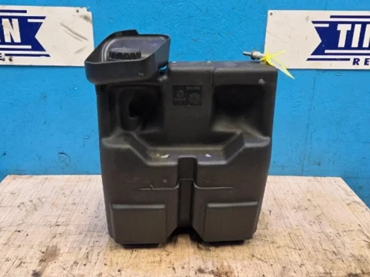 Billede 10 - New Holland TN75F Dieseltank 5195011