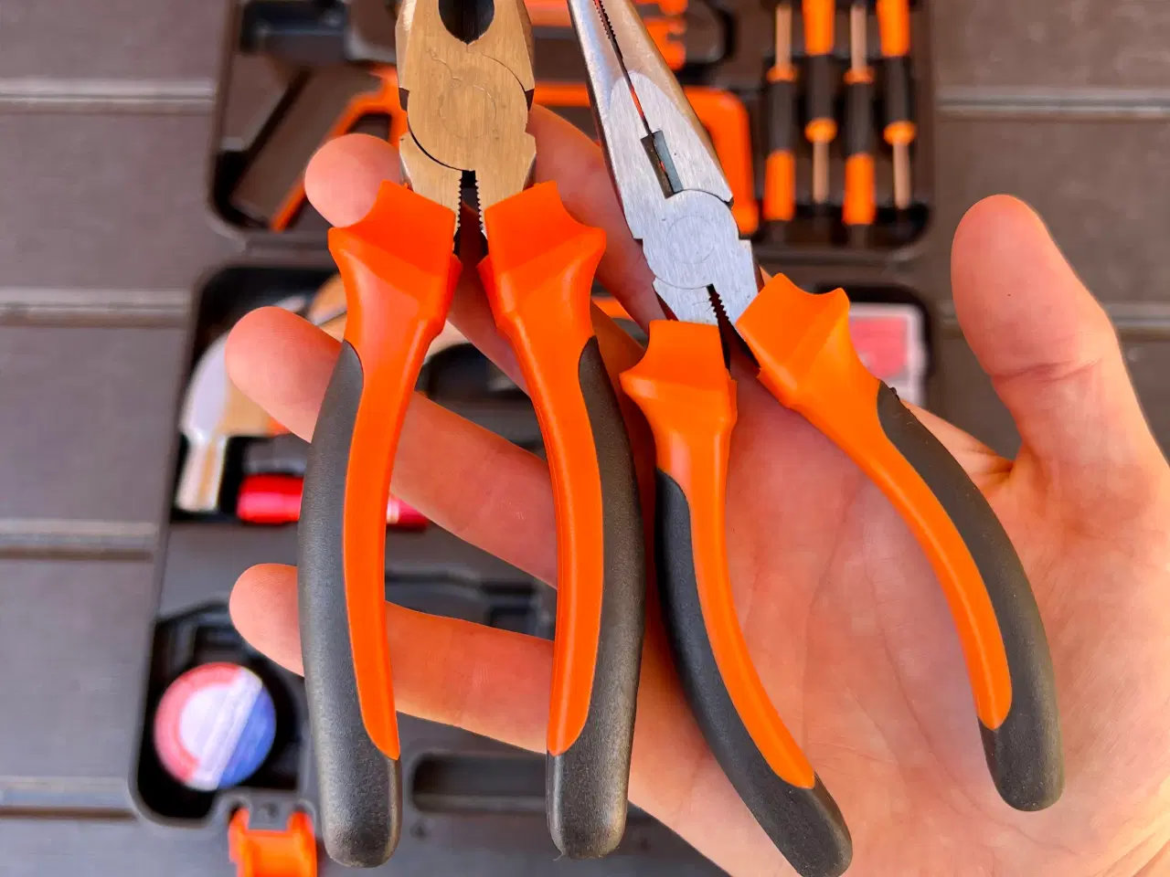 Billede 3 - Værktøjskasse med 45 forskelligt værktøj