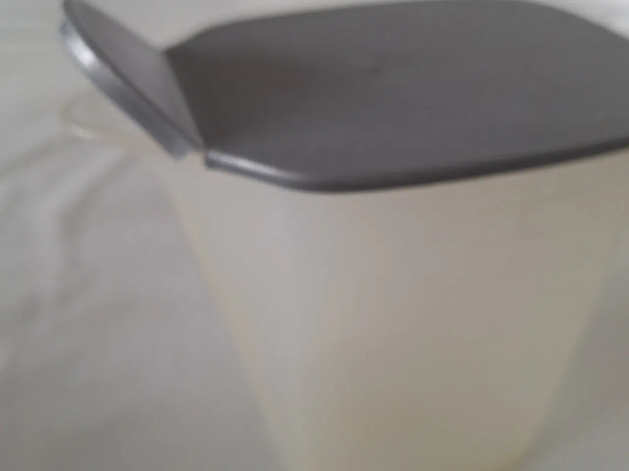 Billede 2 - Målebæger