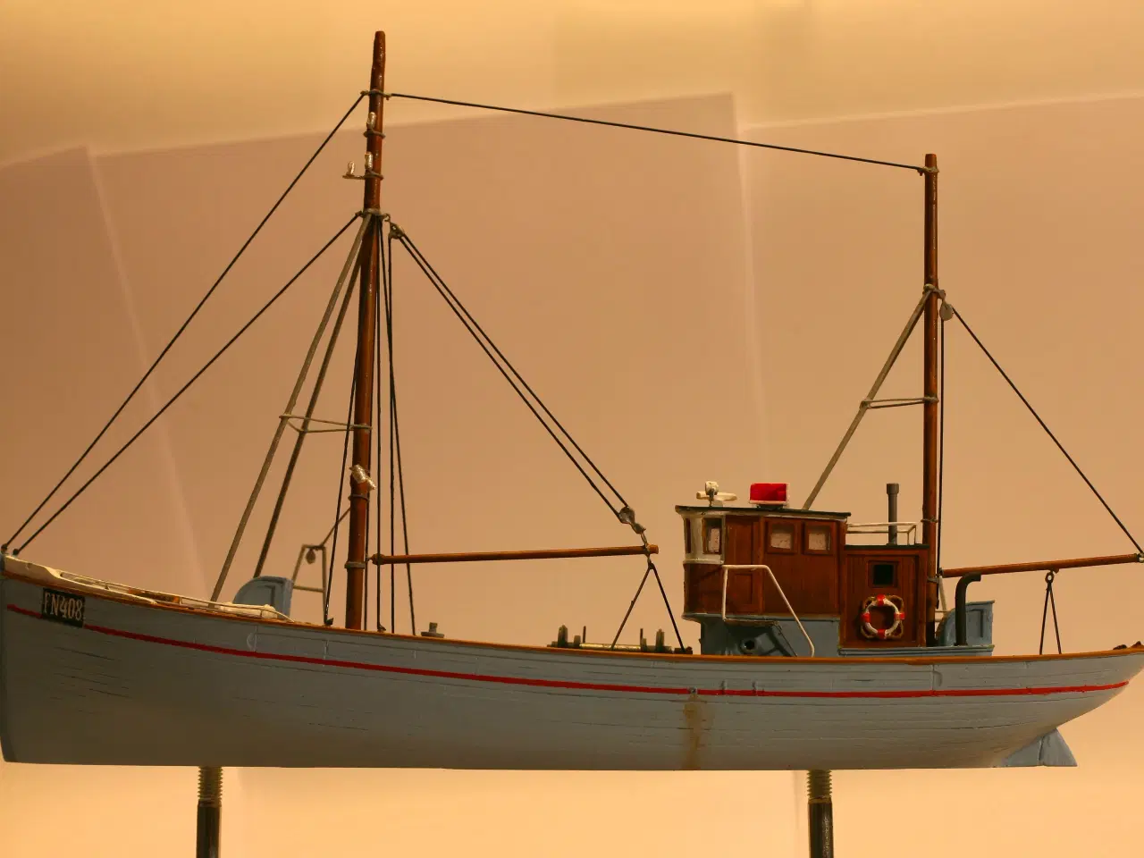 Billede 2 - Fiskekutter i størrelse H0 ( 1:87 )